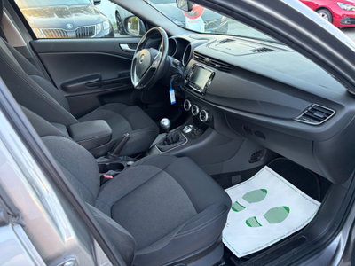 Alfa Romeo Giulietta 1.6 JTDm Business 120cv (14)