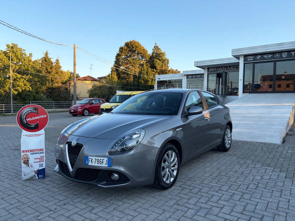 Alfa Romeo Giulietta 1.6 JTDm Business 120cv (2)