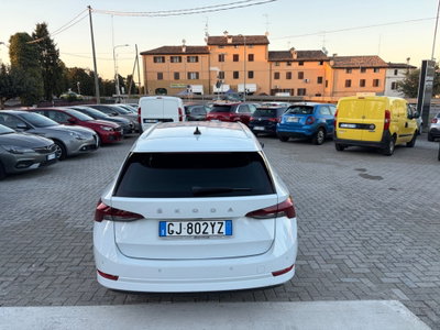 Skoda Octavia Station Wagon 2.0 TDI EVO SCR 150 CV DSG 4x4 Wagon Executive (6)