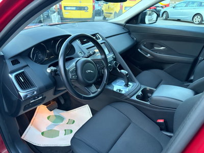 Jaguar E-Pace 2.0D 150 CV AWD (12)