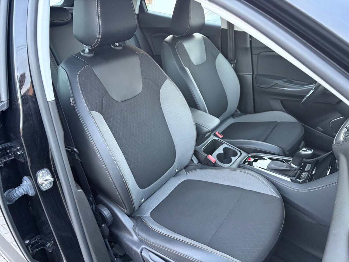 Opel Grandland X 1.5 diesel Ecotec Start&Stop aut. Business Ed. (15)