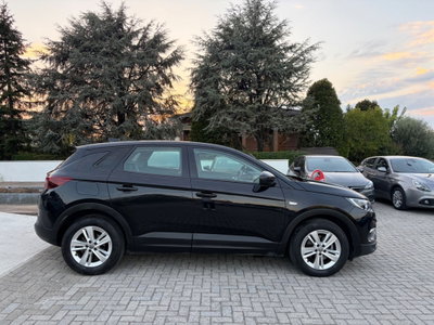 Opel Grandland X 1.5 diesel Ecotec Start&Stop aut. Business Ed. (8)