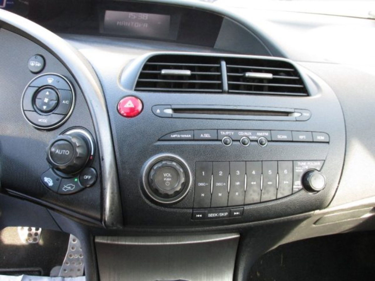 Honda Civic 1.4 i-VTEC 5p. Comfort (20)