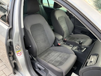 Volkswagen Golf 1.6 TDI 115 CV 5p. Trendline BlueMotion Technology (13)