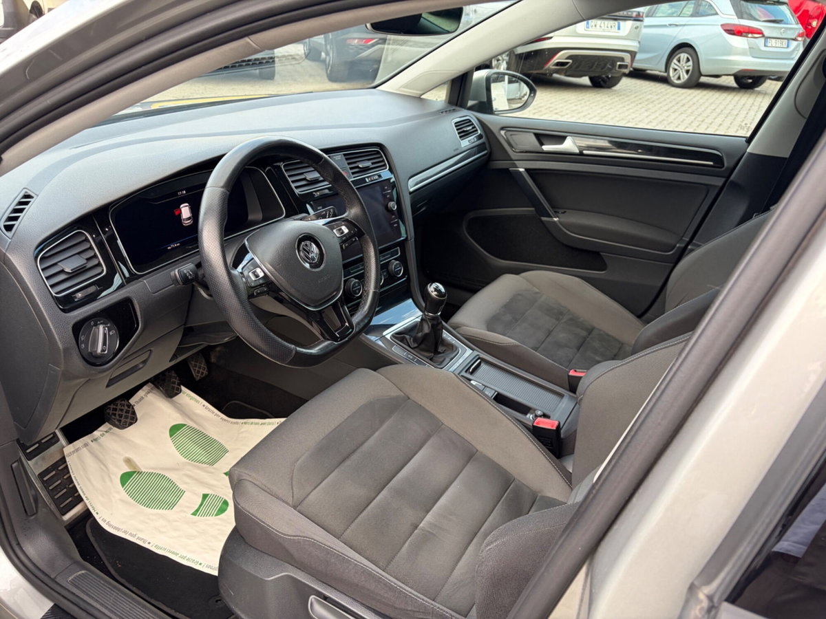 Volkswagen Golf 1.6 TDI 115 CV 5p. Trendline BlueMotion Technology (14)