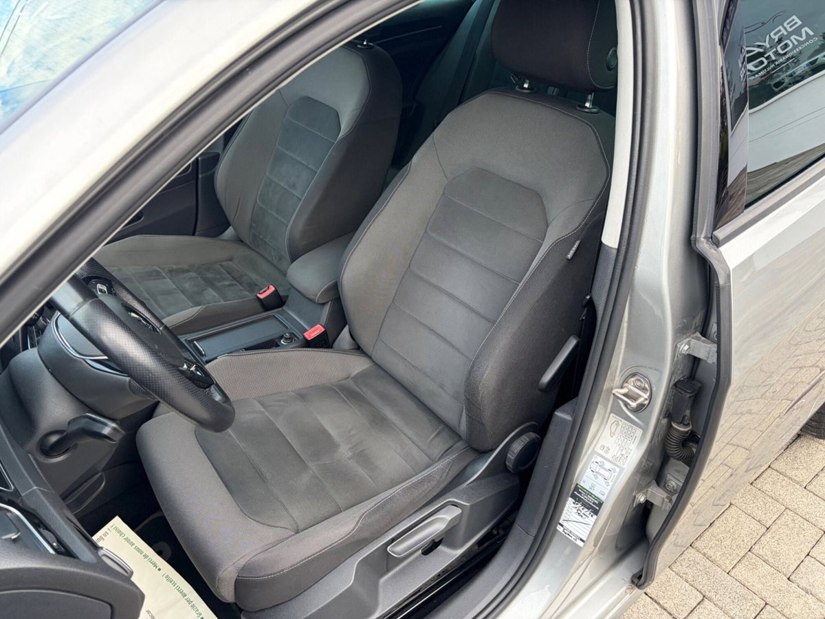 Volkswagen Golf 1.6 TDI 115 CV 5p. Trendline BlueMotion Technology (15)