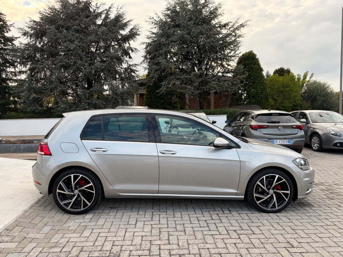 Volkswagen Golf 1.6 TDI 115 CV 5p. Trendline BlueMotion Technology (9)