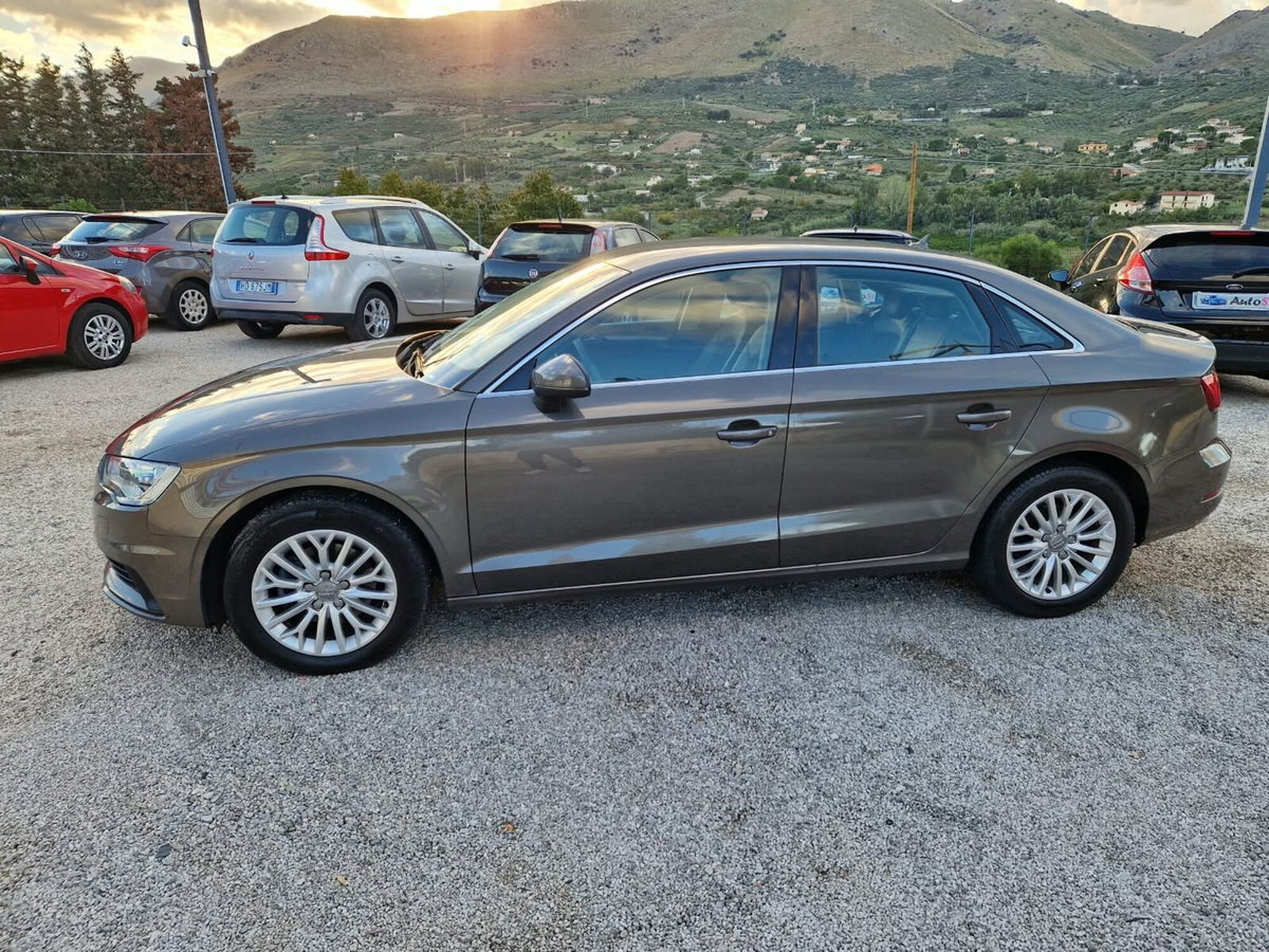 Audi A3 2.0 TDI 150 CV clean diesel Ambition (9)