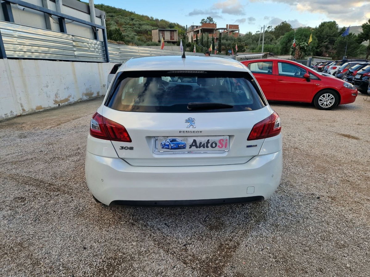 Peugeot 308 PureTech Turbo 110 S&S Active Pack (5)