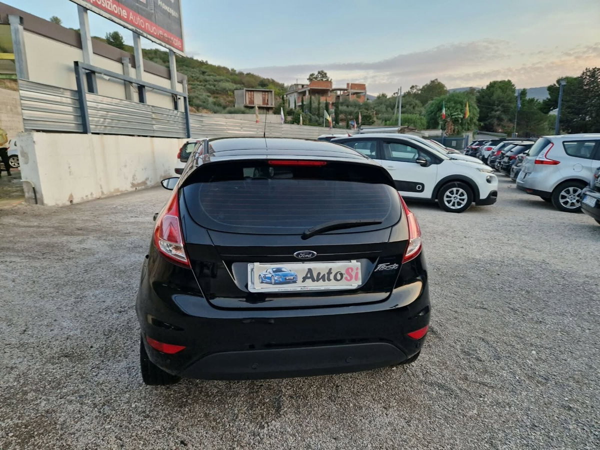 Ford Fiesta 1.5 TDCi 95CV 5 porte Titanium (8)