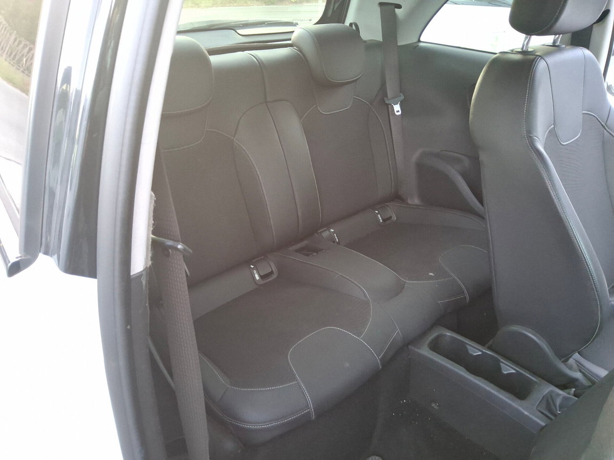 Opel Adam 1.2 70 CV Jam (17)