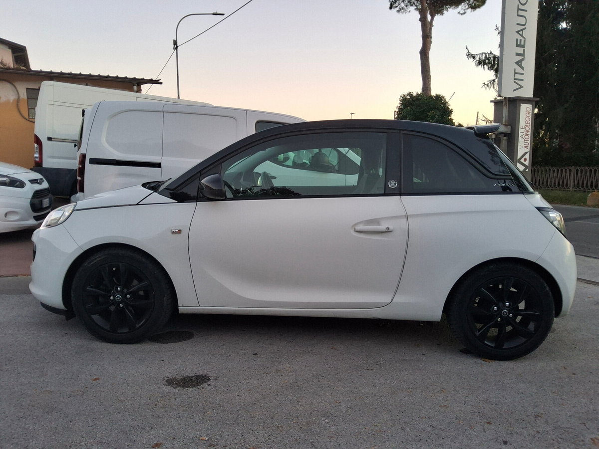Opel Adam 1.2 70 CV Jam (4)