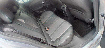 Peugeot 308 BlueHDi 130 S&S EAT8 Allure Pack (14)