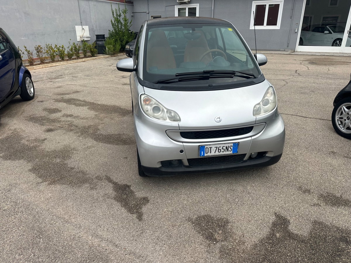 smart Fortwo 1000 52 kW MHD coupé pulse (2)