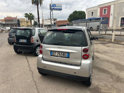 smart Fortwo 1000 52 kW MHD coupé pulse (6)