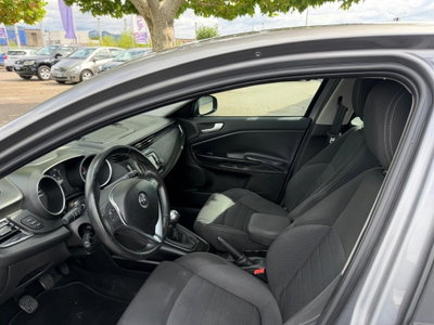 Alfa Romeo Giulietta 2.0 JTDm Distinctive 150cv E5+ (11)