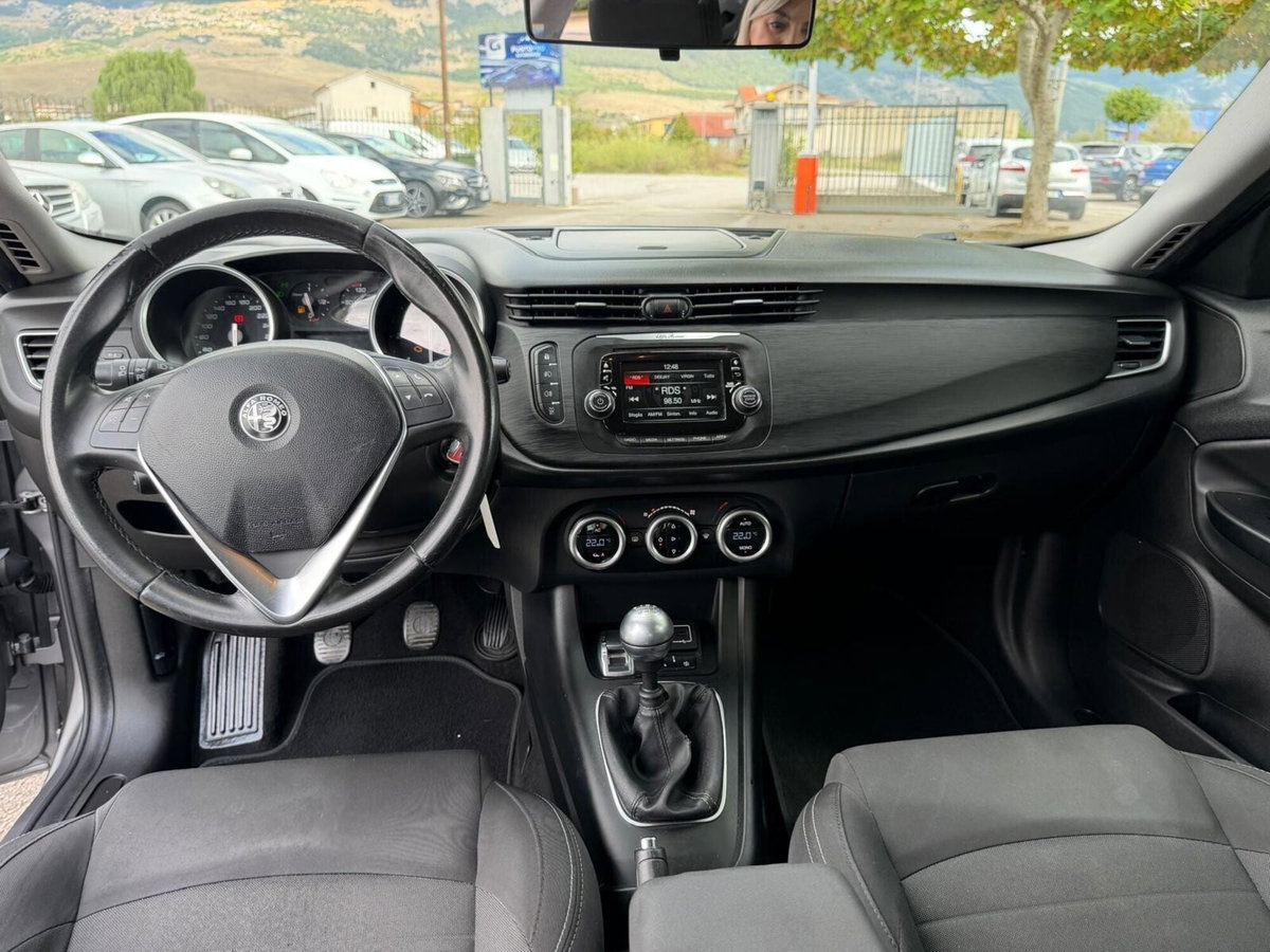 Alfa Romeo Giulietta 2.0 JTDm Distinctive 150cv E5+ (15)