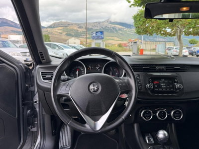 Alfa Romeo Giulietta 2.0 JTDm Distinctive 150cv E5+ (16)