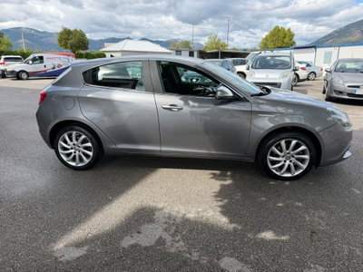 Alfa Romeo Giulietta 2.0 JTDm Distinctive 150cv E5+ (6)
