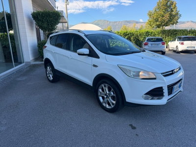 Ford Kuga 2.0 TDCI 140 CV 4WD Titanium (2)