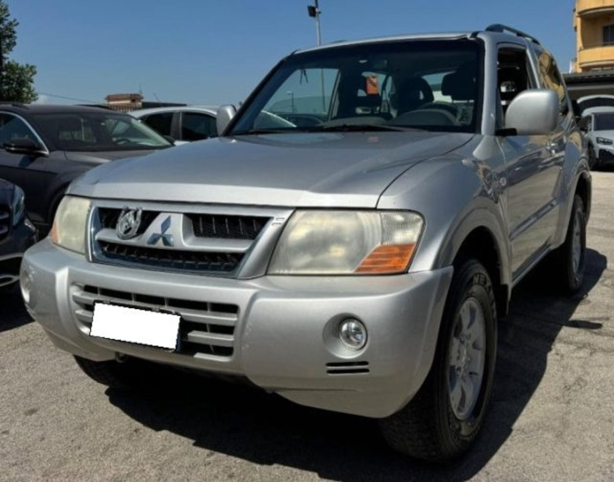 Mitsubishi Pajero 2.5 TDI 3p. GLX (3)