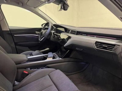 Audi Q8 Sportback 55 S line edition quattro (4)