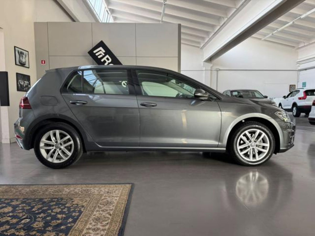 Volkswagen Golf 2.0 TDI DSG 5p. Business BlueMotion Technology (5)
