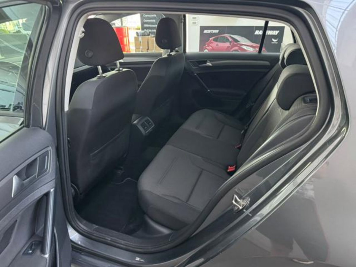 Volkswagen Golf 2.0 TDI DSG 5p. Business BlueMotion Technology (8)