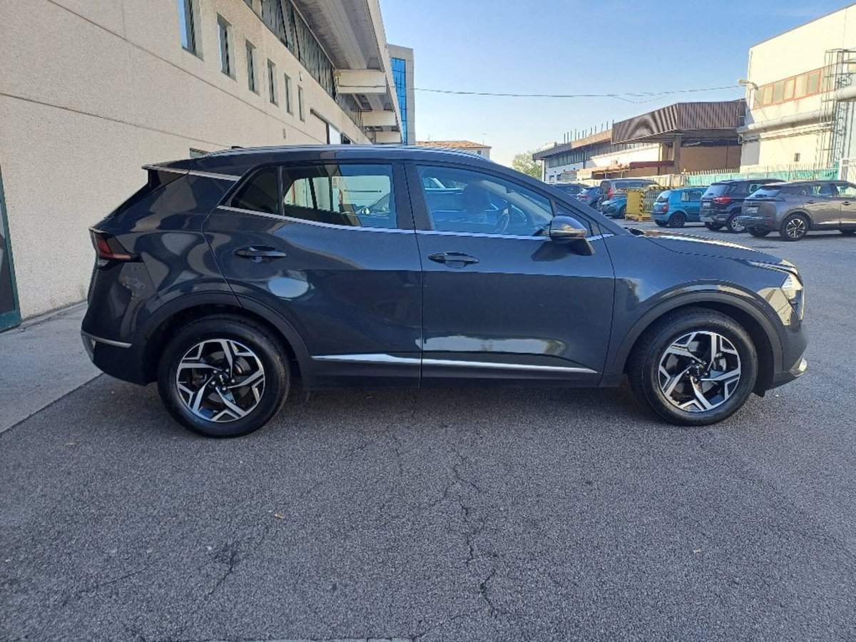 Kia Sportage 1.6 crdi mhev Business dct (5)