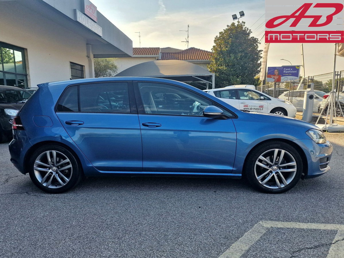 Volkswagen Golf 2.0 TDI DSG 5p. Highline BlueMotion Technology (4)