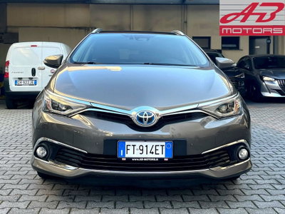 Toyota Auris Station Wagon 1.8 Hybrid Lounge (2)