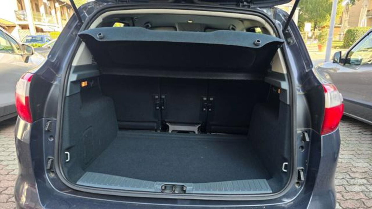 Ford C-Max 1.6 TDCi 115CV Titanium (10)