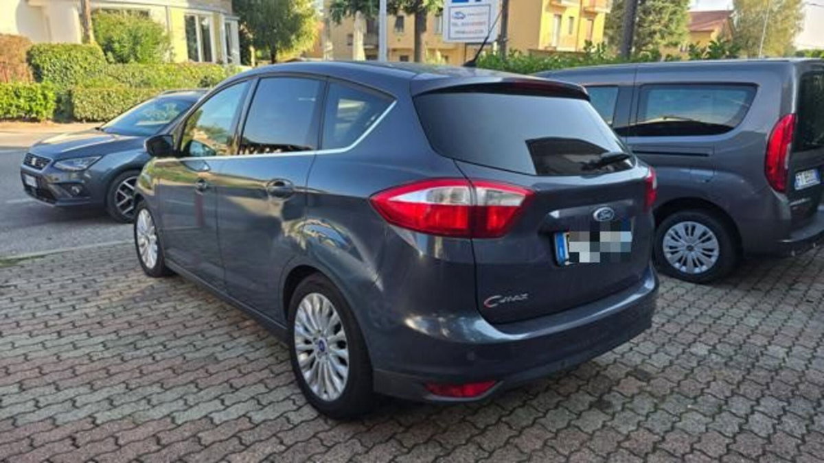 Ford C-Max 1.6 TDCi 115CV Titanium (4)