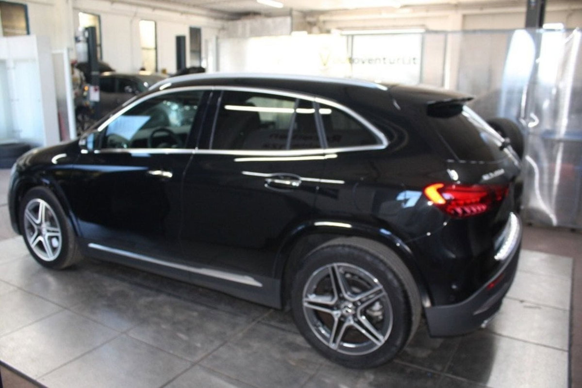 Mercedes-Benz GLA SUV 200 d AMG Line Premium Plus 4matic auto (5)