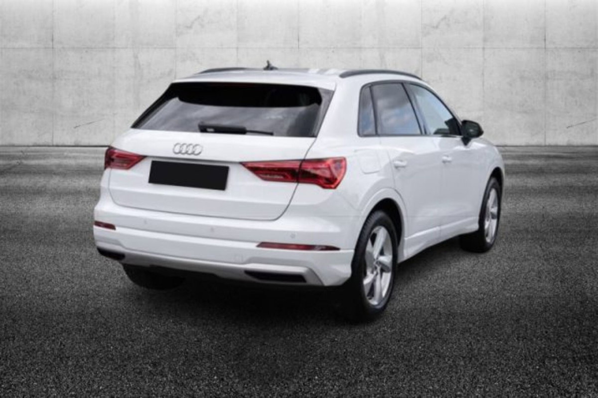 Audi Q3 35 TFSI S tronic Business Advanced (2)