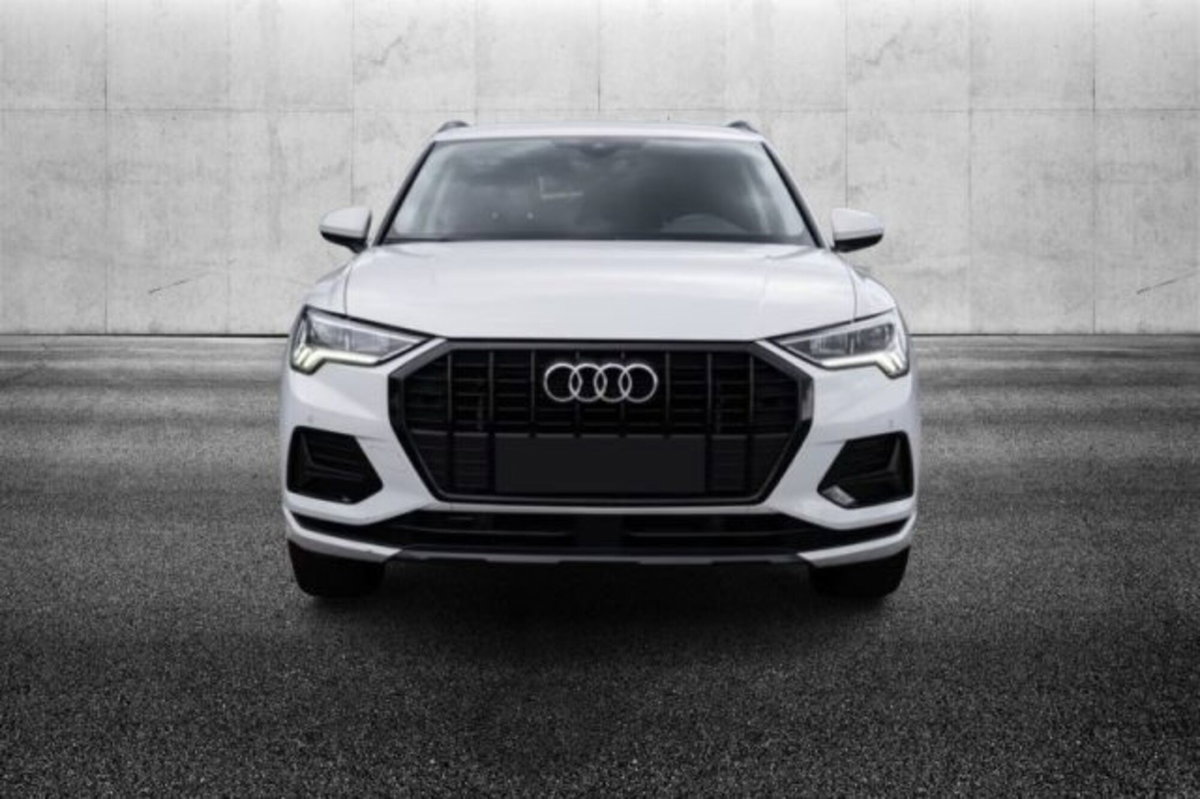 Audi Q3 35 TFSI S tronic Business Advanced (3)