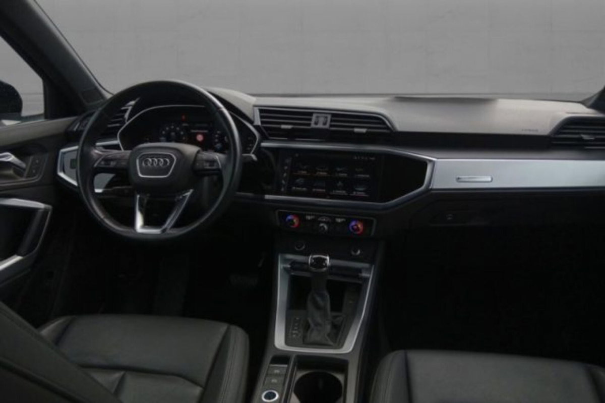 Audi Q3 35 TFSI S tronic Business Advanced (6)