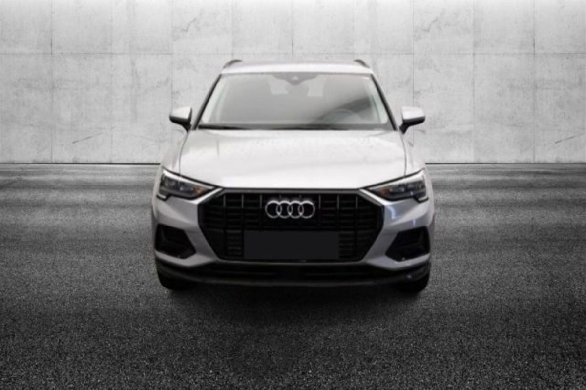 Audi Q3 35 TFSI S tronic Business Advanced (3)