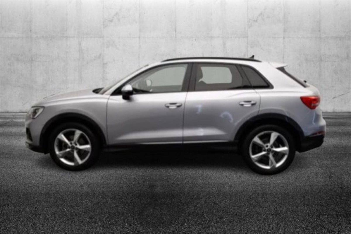 Audi Q3 35 TFSI S tronic Business Advanced (4)