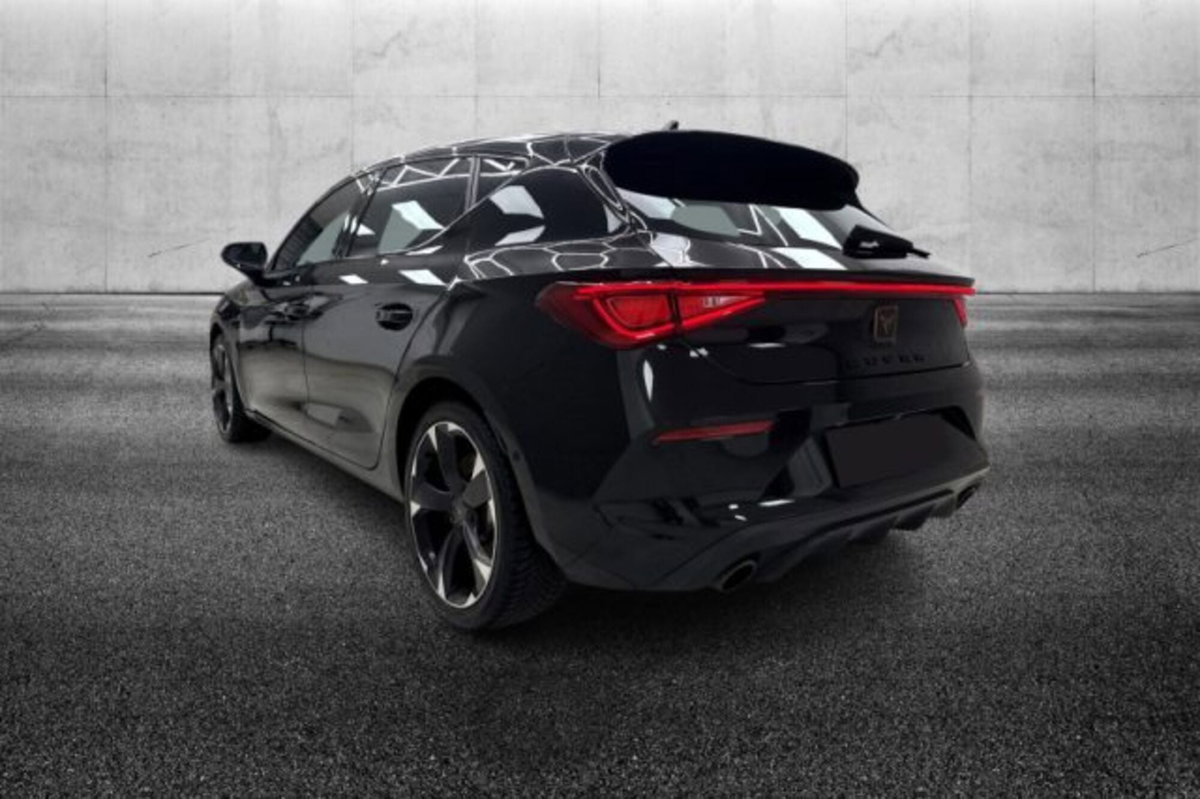 Cupra Leon Leon 2.0 TSI 245 CV DSG (3)
