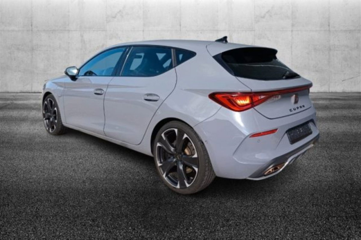 Cupra Leon Leon 1.4 e-HYBRID 245 CV DSG VZ Carbon (2)
