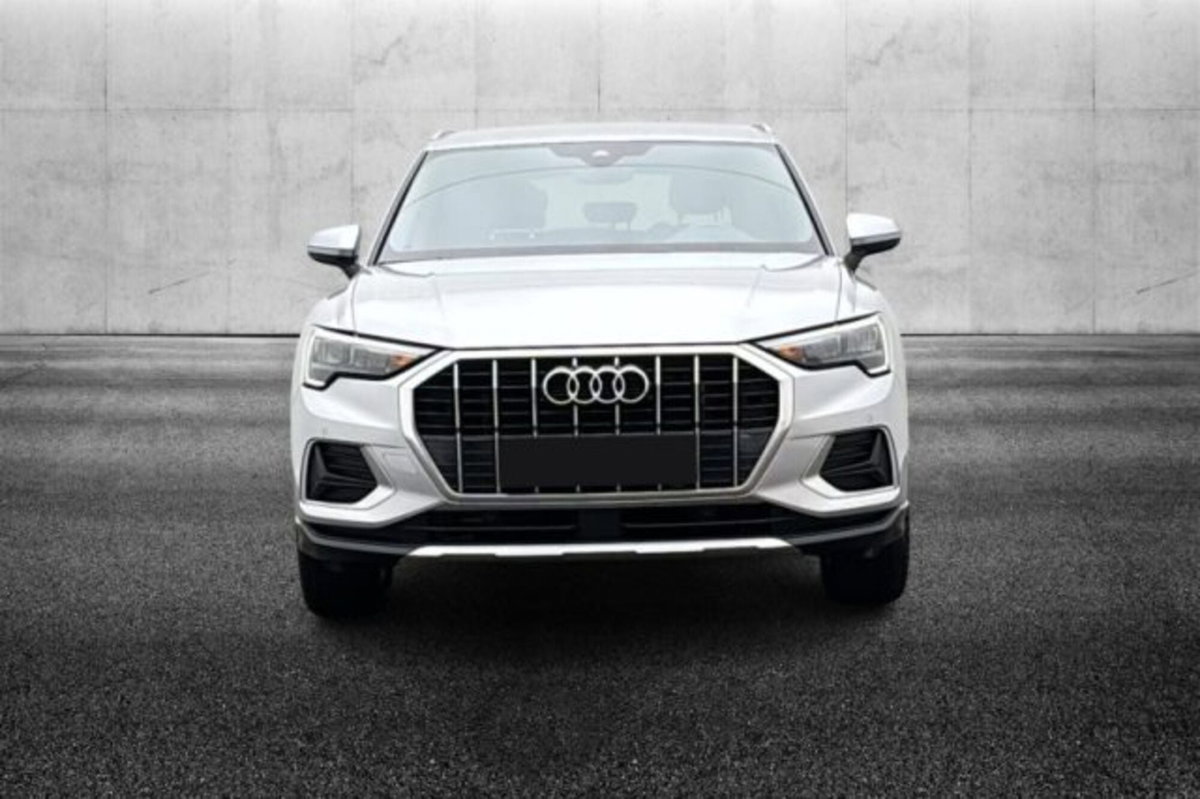 Audi Q3 35 TFSI S tronic Business Advanced (4)