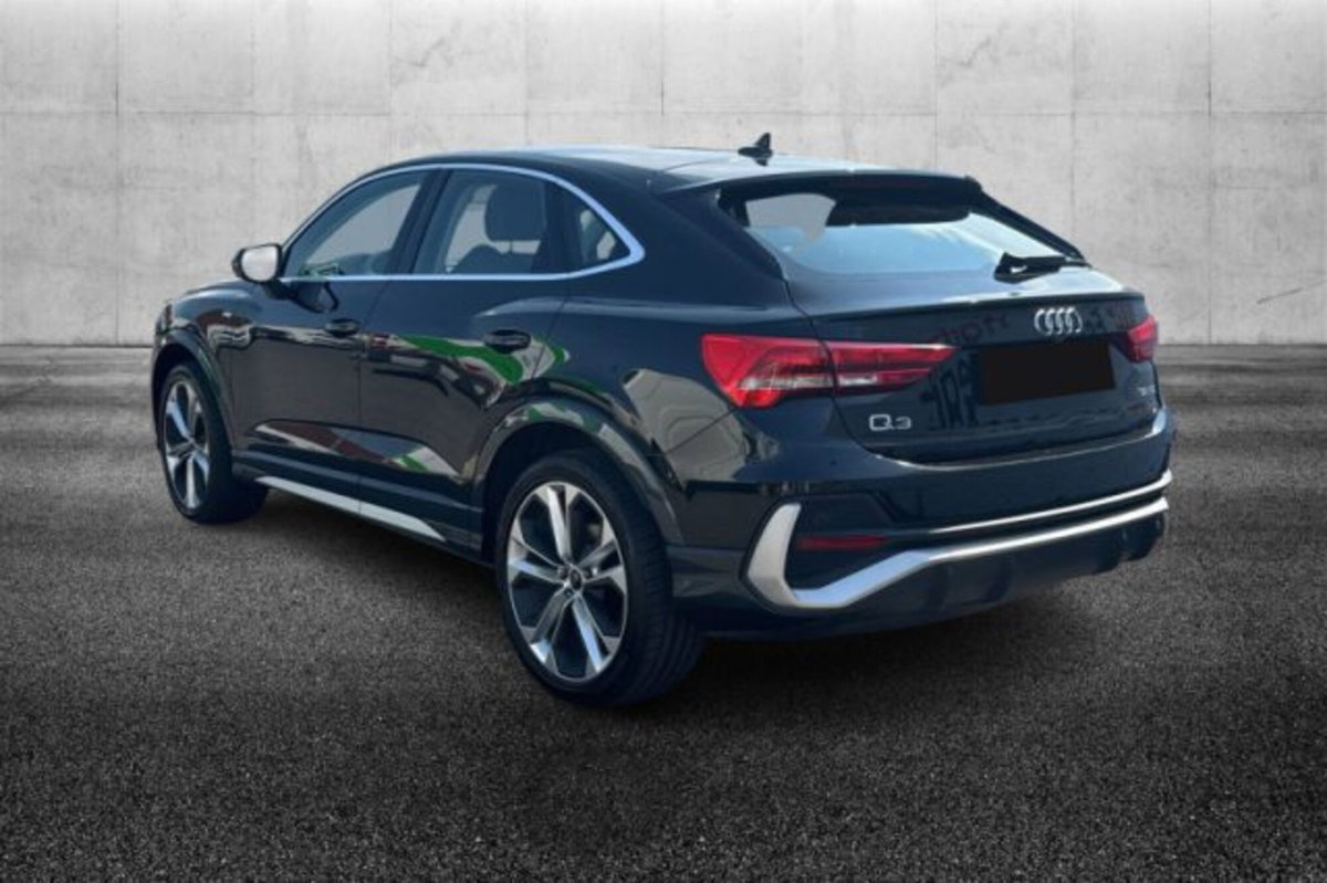 Audi Q3 Sportback 35 TDI quattro S tronic S line edition (3)