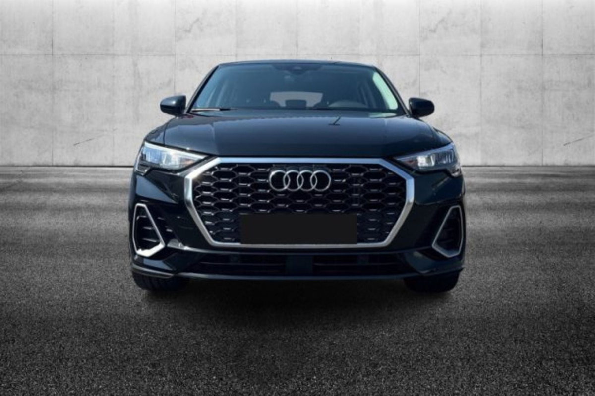 Audi Q3 Sportback 35 TDI quattro S tronic S line edition (5)