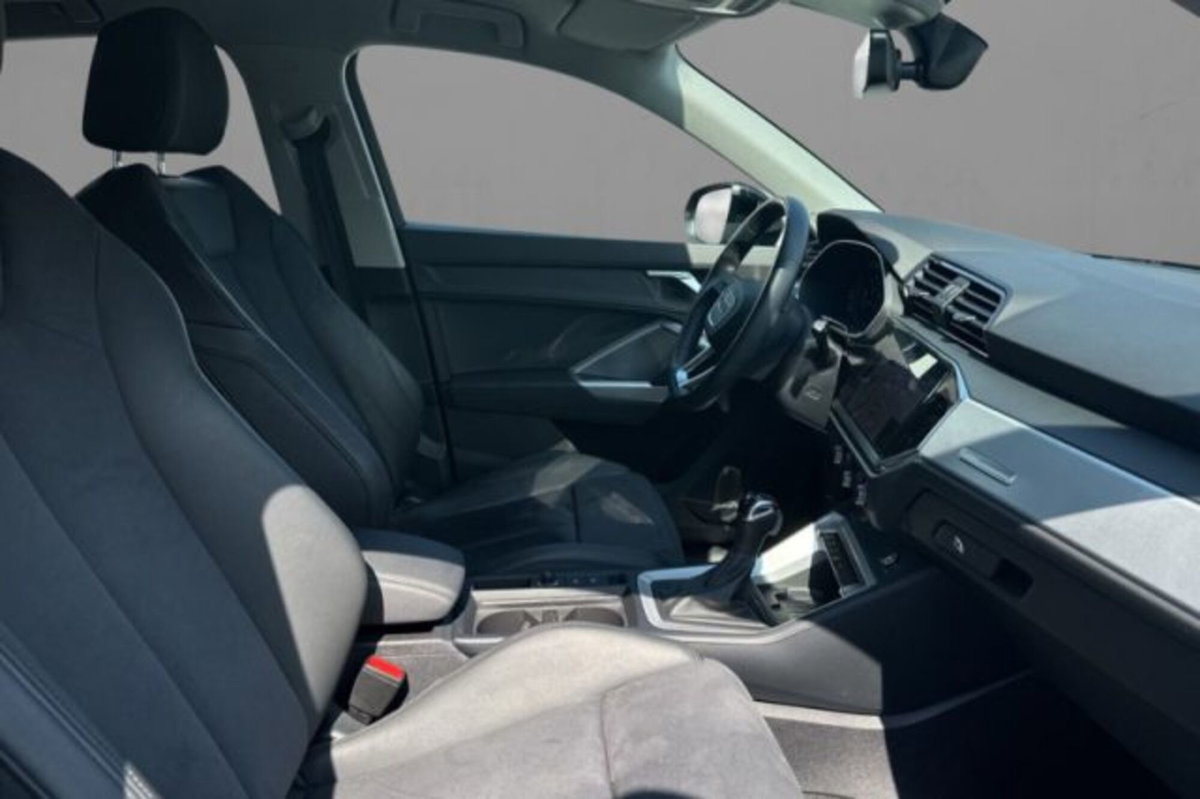Audi Q3 Sportback 35 TDI quattro S tronic S line edition (7)