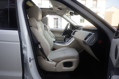 Land Rover Range Rover Sport 3.0 TDV6 HSE Dynamic (12)