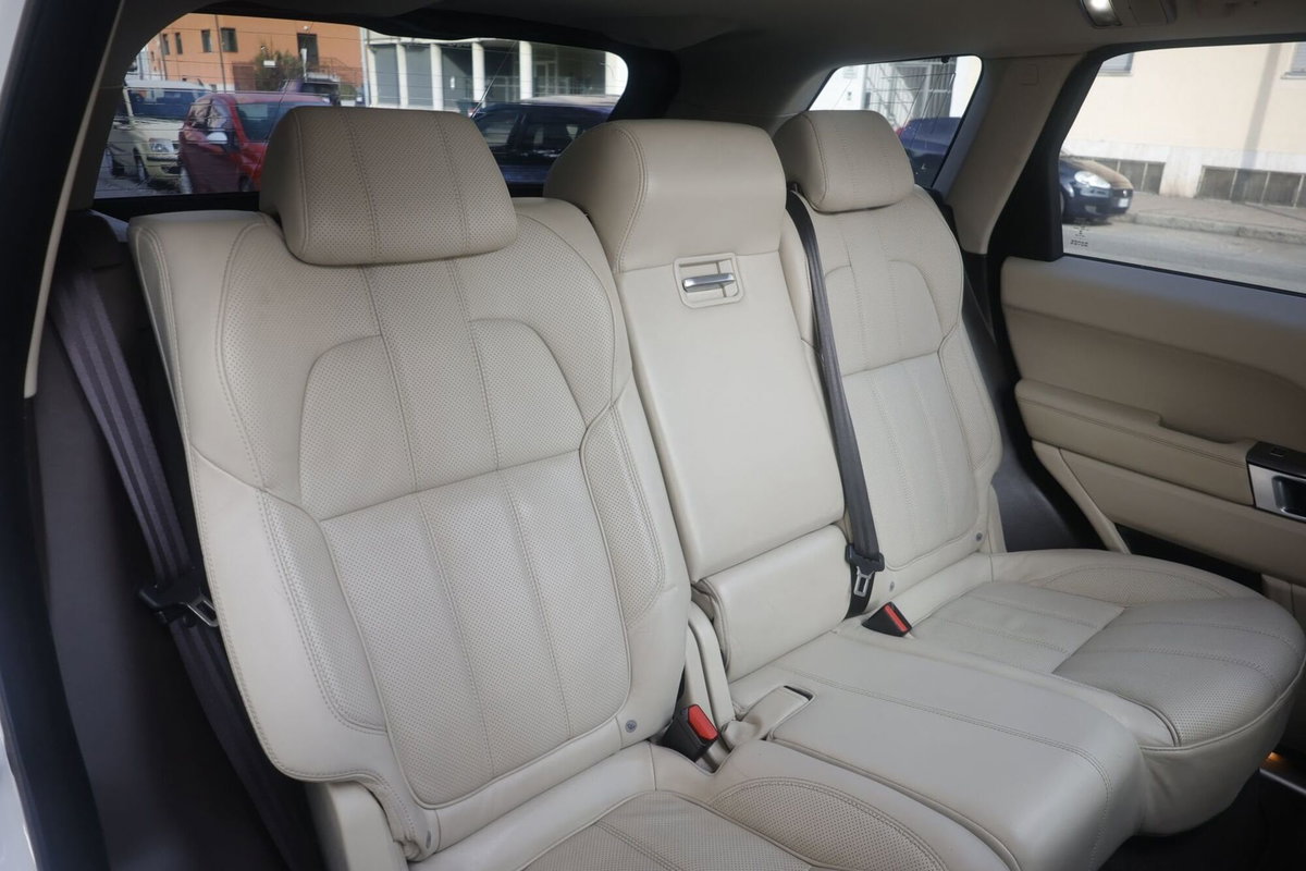 Land Rover Range Rover Sport 3.0 TDV6 HSE Dynamic (14)