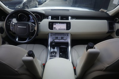 Land Rover Range Rover Sport 3.0 TDV6 HSE Dynamic (2)