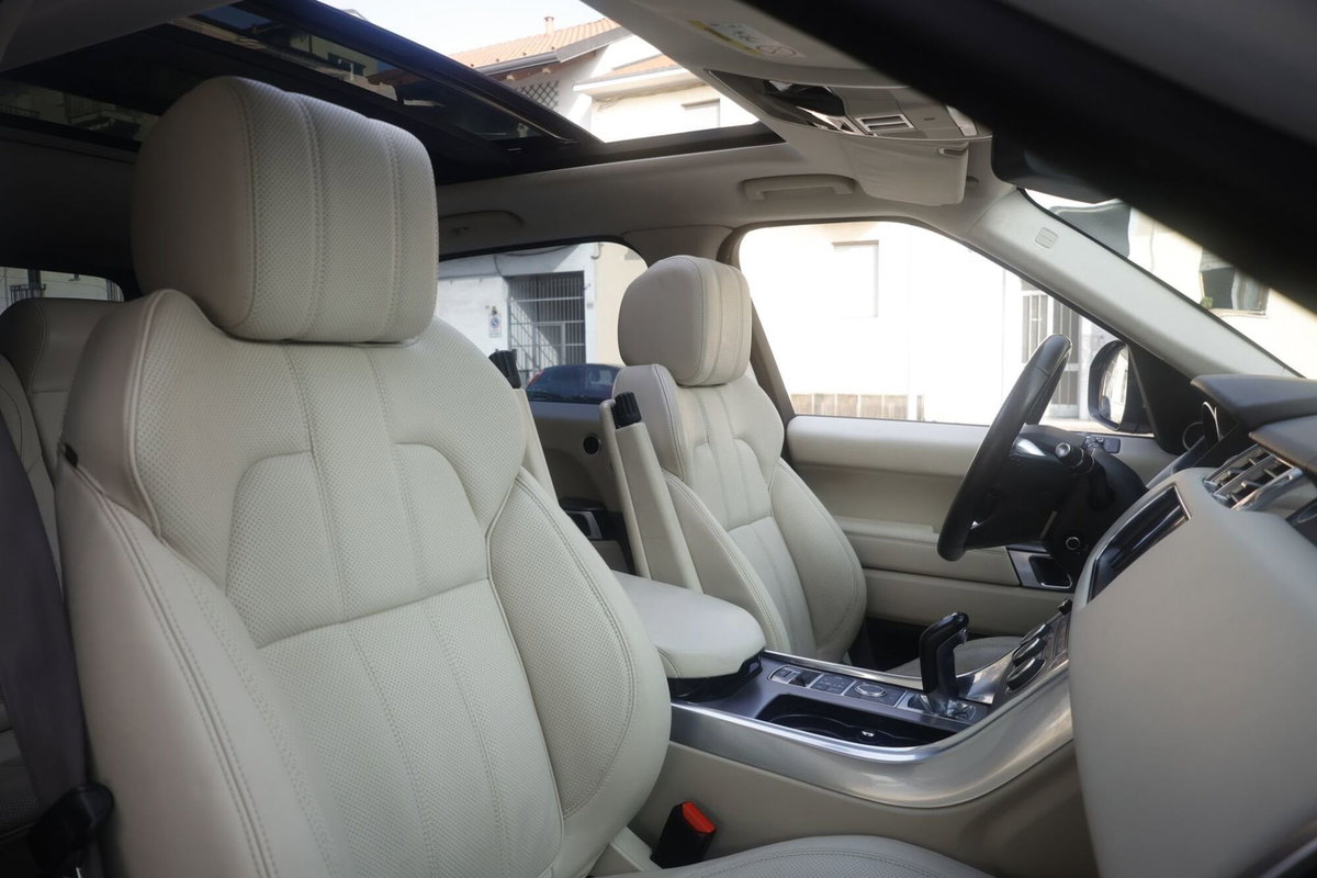 Land Rover Range Rover Sport 3.0 TDV6 HSE Dynamic (6)