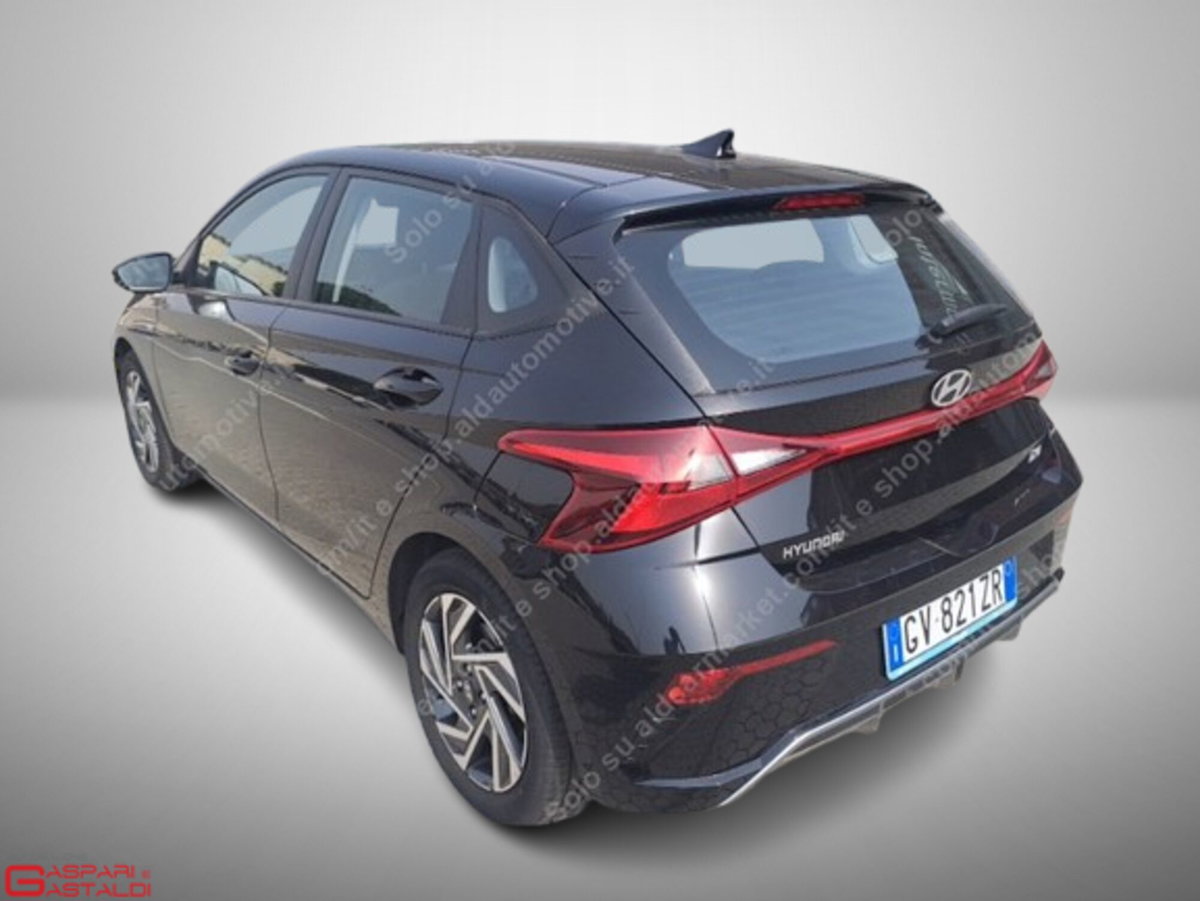 Hyundai i20 1.0 T-GDI 48V iMT ConnectLine (4)